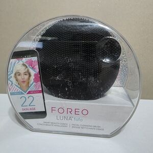 FOREO Smart Skincare Device in Black